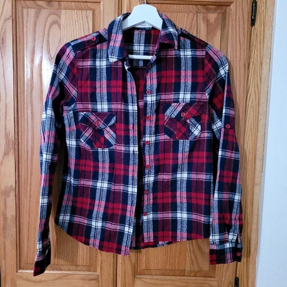 Love tree happens.... Women's Plaid